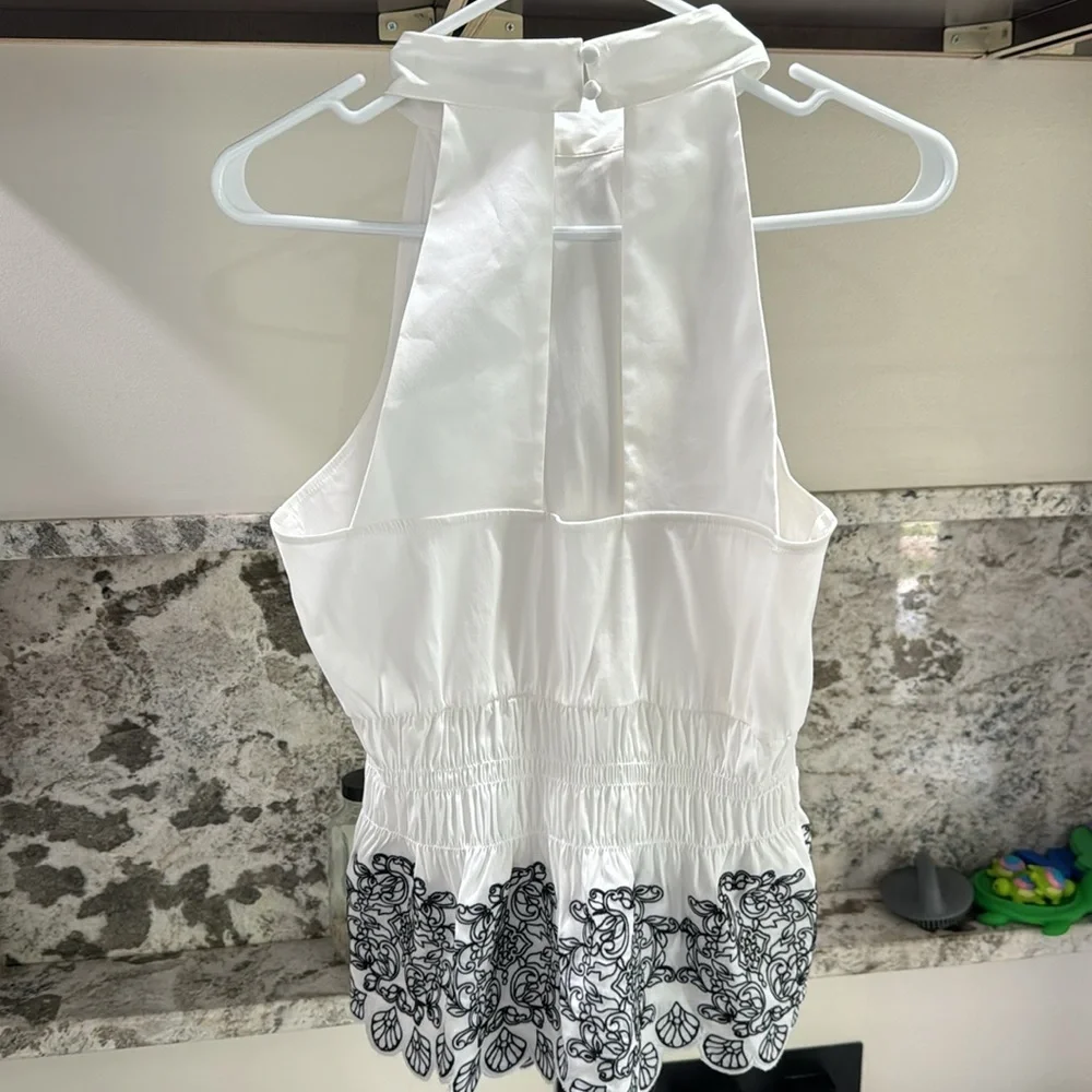 WHBM Poplin Cut Out Halter Top NWT - Picture 4 of 4